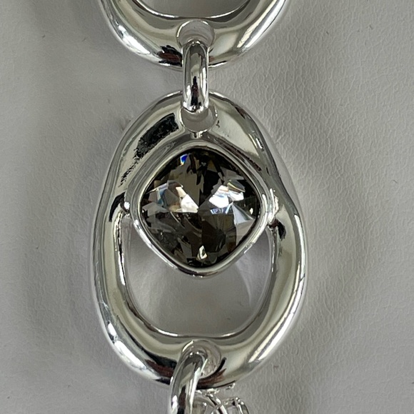 Uno de 50 Bracelet - TOGETHER - Silver with Smoke Gray Swavroski Crystals - Picture 9 of 14